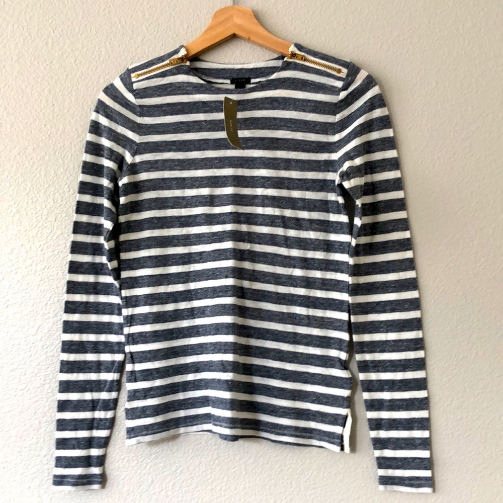 J Crew Striped top. NWT zippers on shoulder size XS